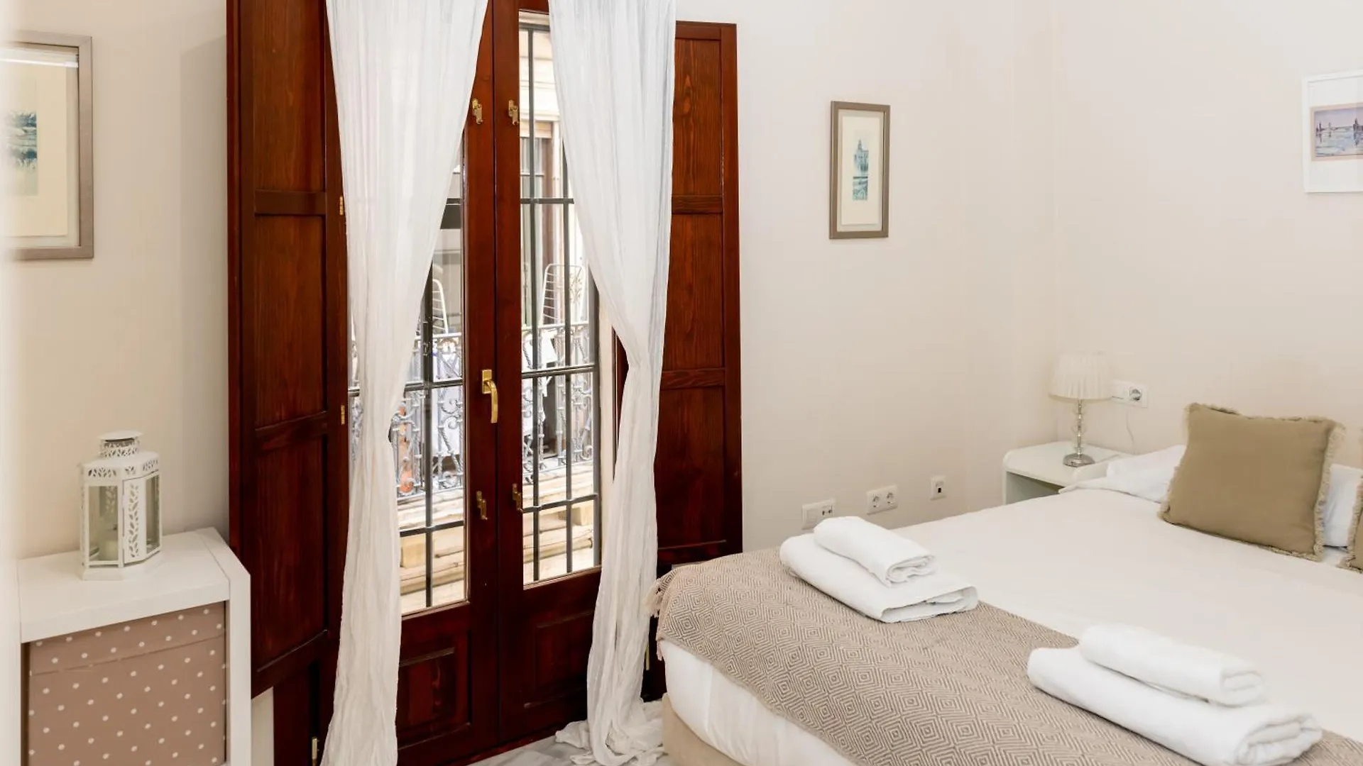 Charming & Quiet Apartment In Plaza Del Salvador Seville